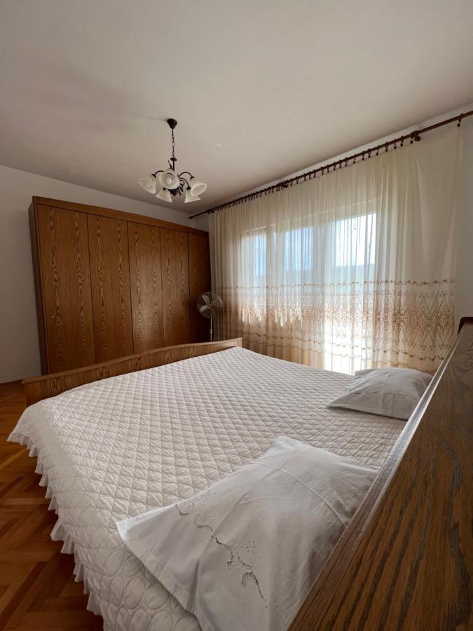 אומיס Apartament Green Valley מראה חיצוני תמונה