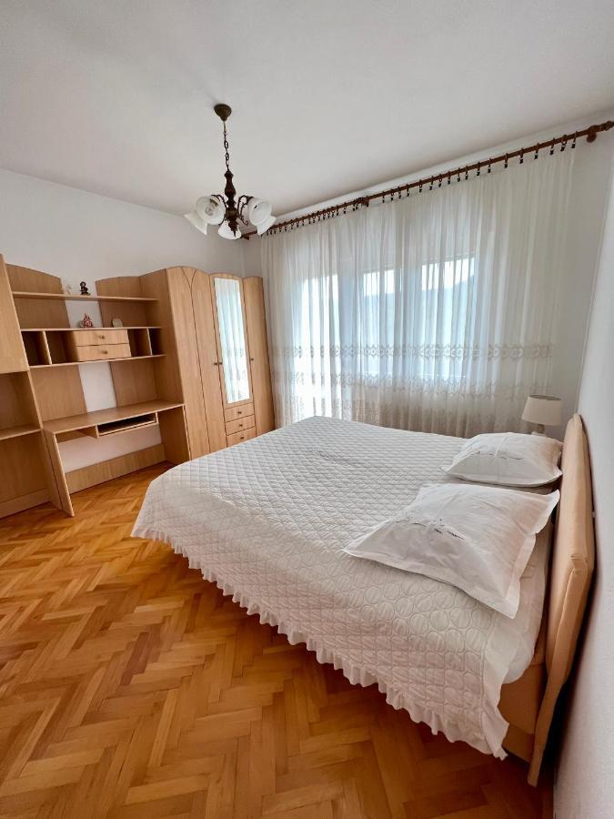 אומיס Apartament Green Valley מראה חיצוני תמונה