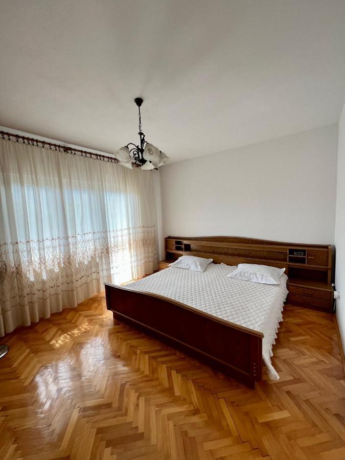 אומיס Apartament Green Valley מראה חיצוני תמונה